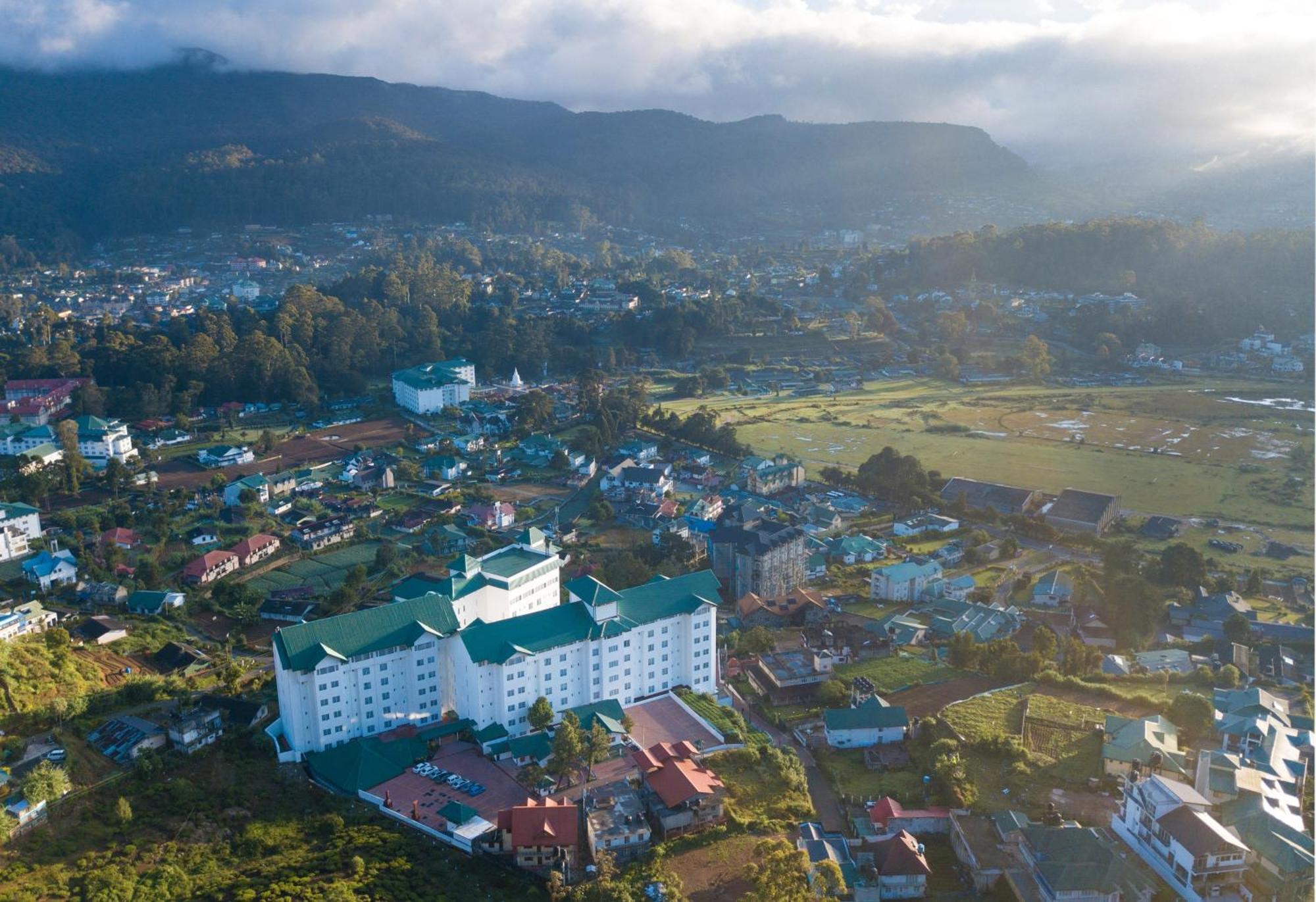 Araliya Red - Budget Friendly Hotel- Where You Find Stunning 360 Panoramic View Of Nuwara Eliya Extérieur photo