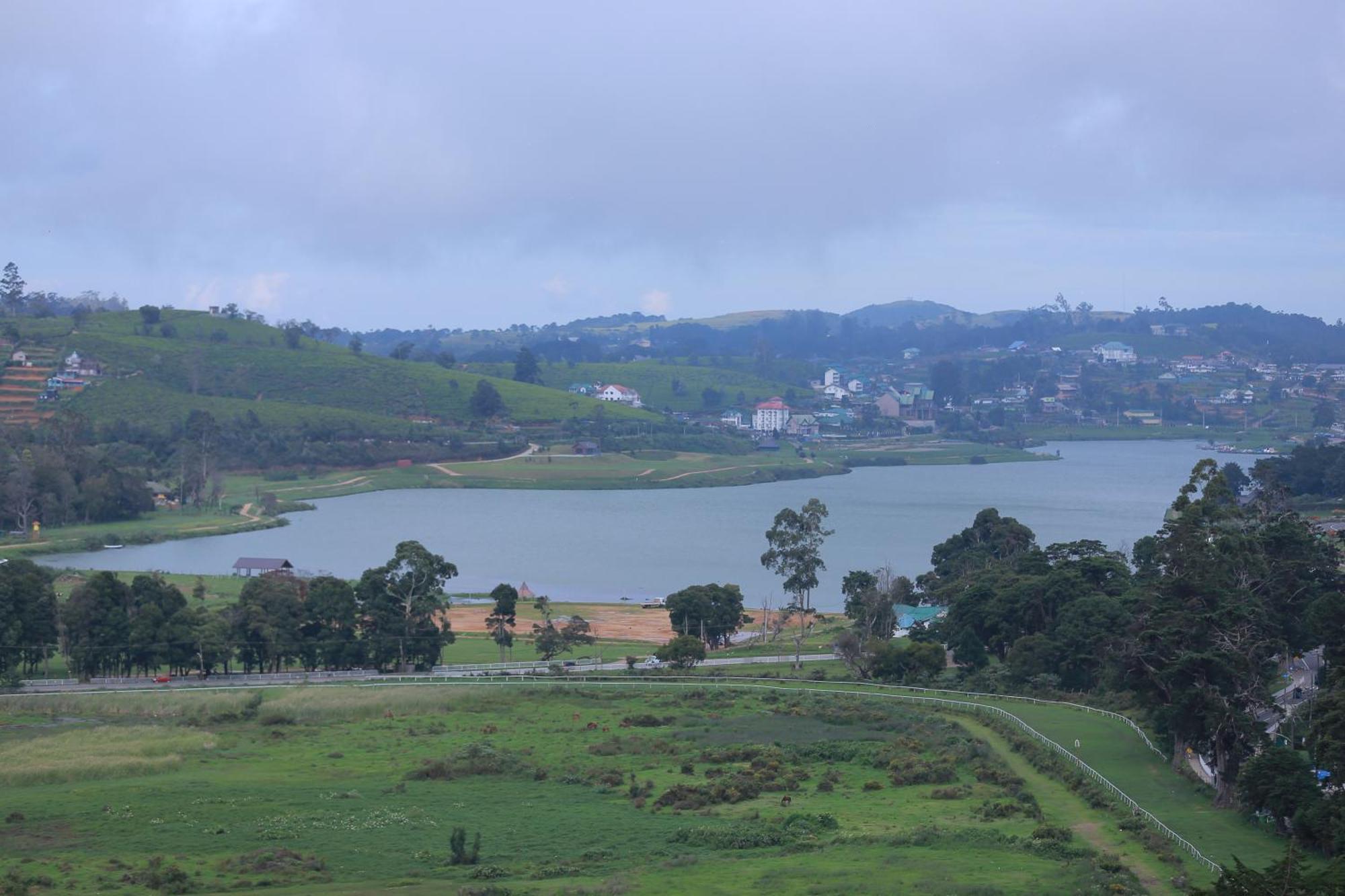 Araliya Red - Budget Friendly Hotel- Where You Find Stunning 360 Panoramic View Of Nuwara Eliya Extérieur photo