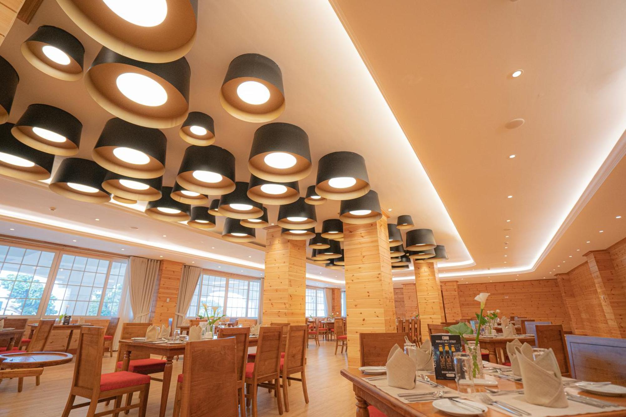 Araliya Red - Budget Friendly Hotel- Where You Find Stunning 360 Panoramic View Of Nuwara Eliya Extérieur photo