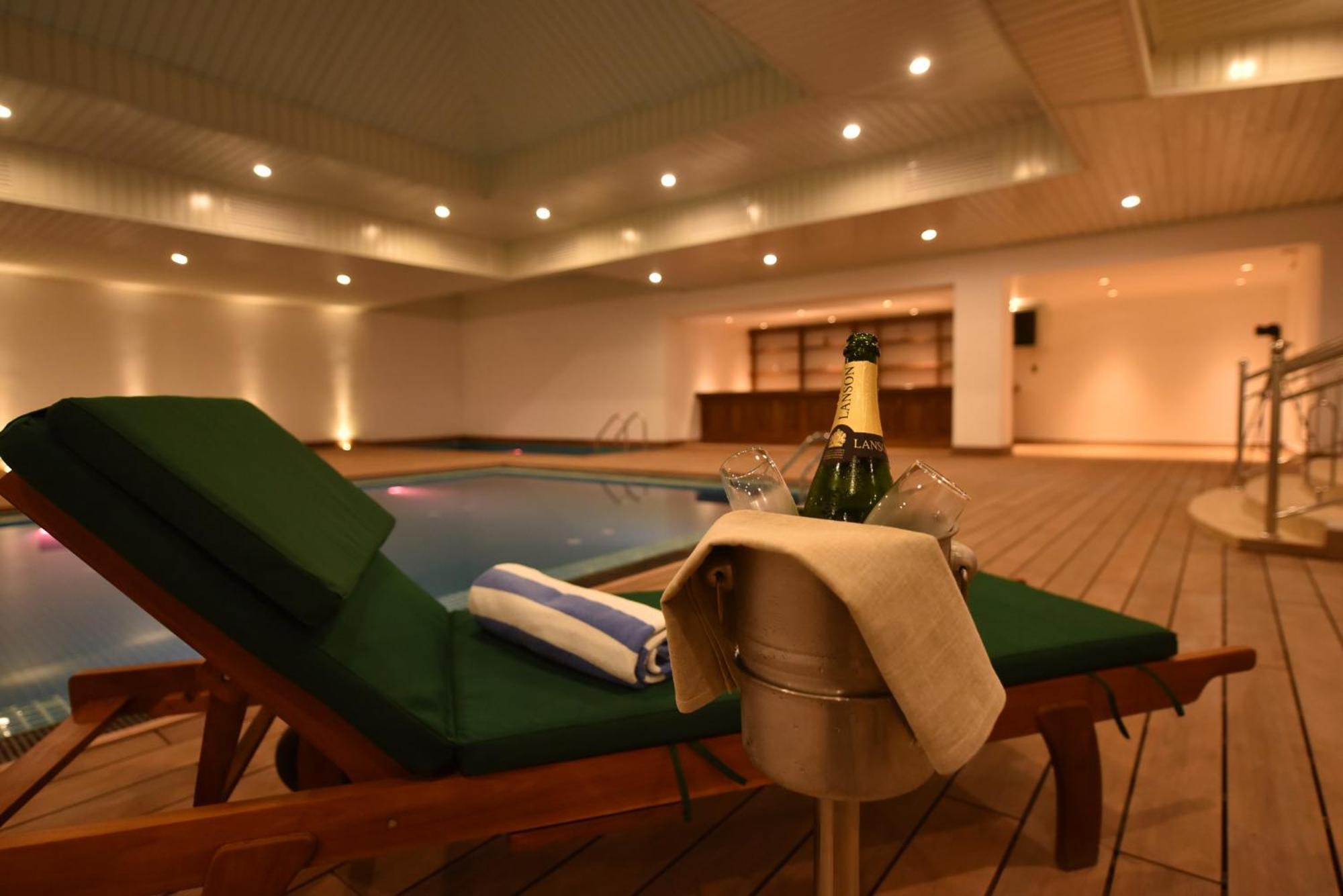 Araliya Red - Budget Friendly Hotel- Where You Find Stunning 360 Panoramic View Of Nuwara Eliya Extérieur photo